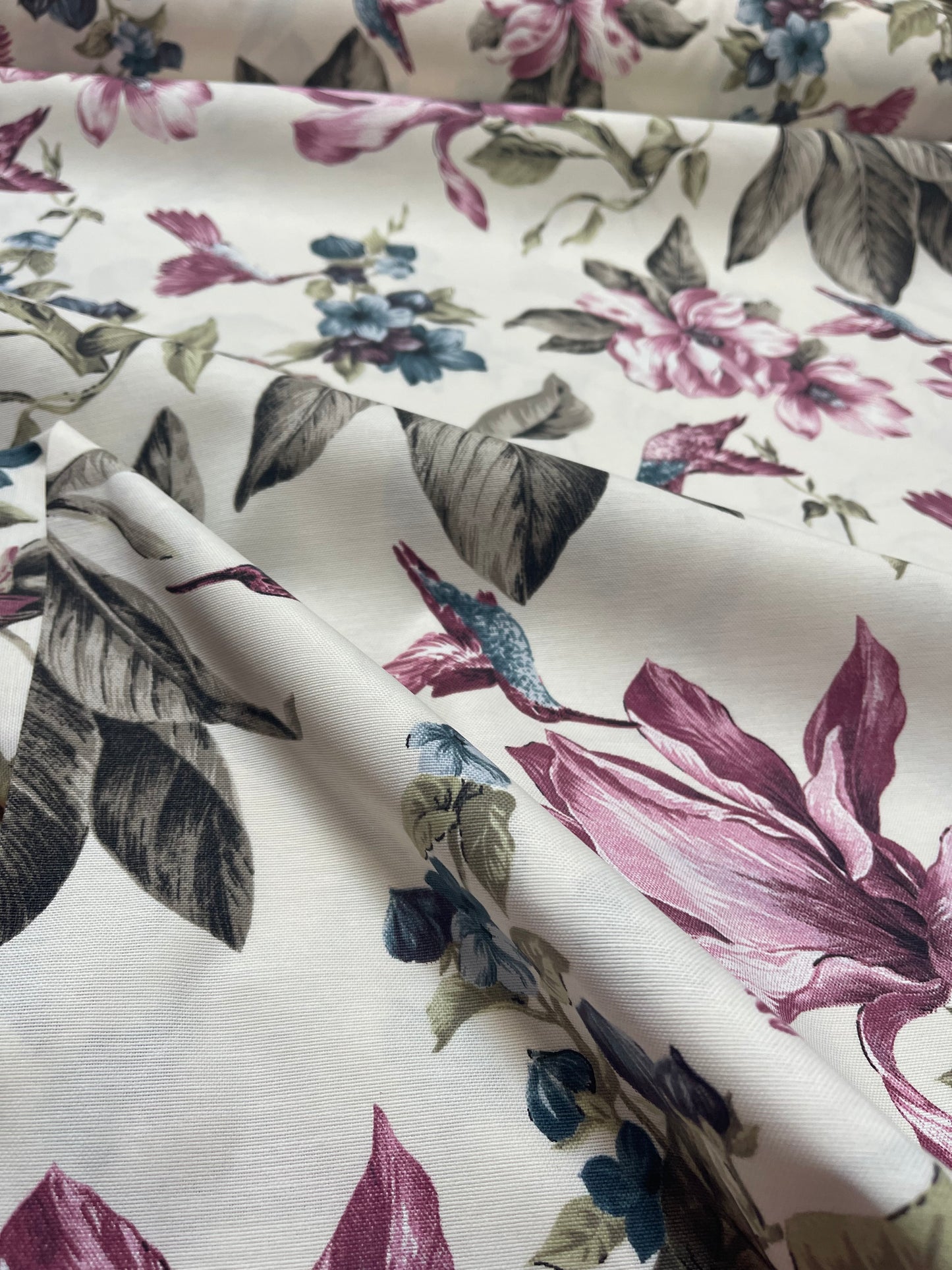 Interior fabric kolibri & magnolias