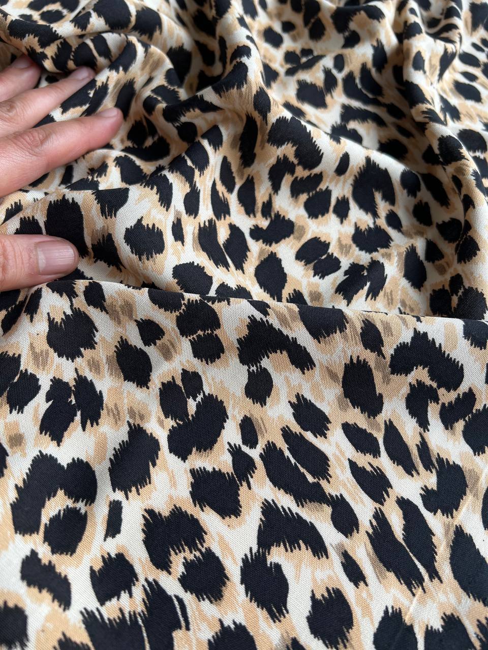 Viscose leopard light