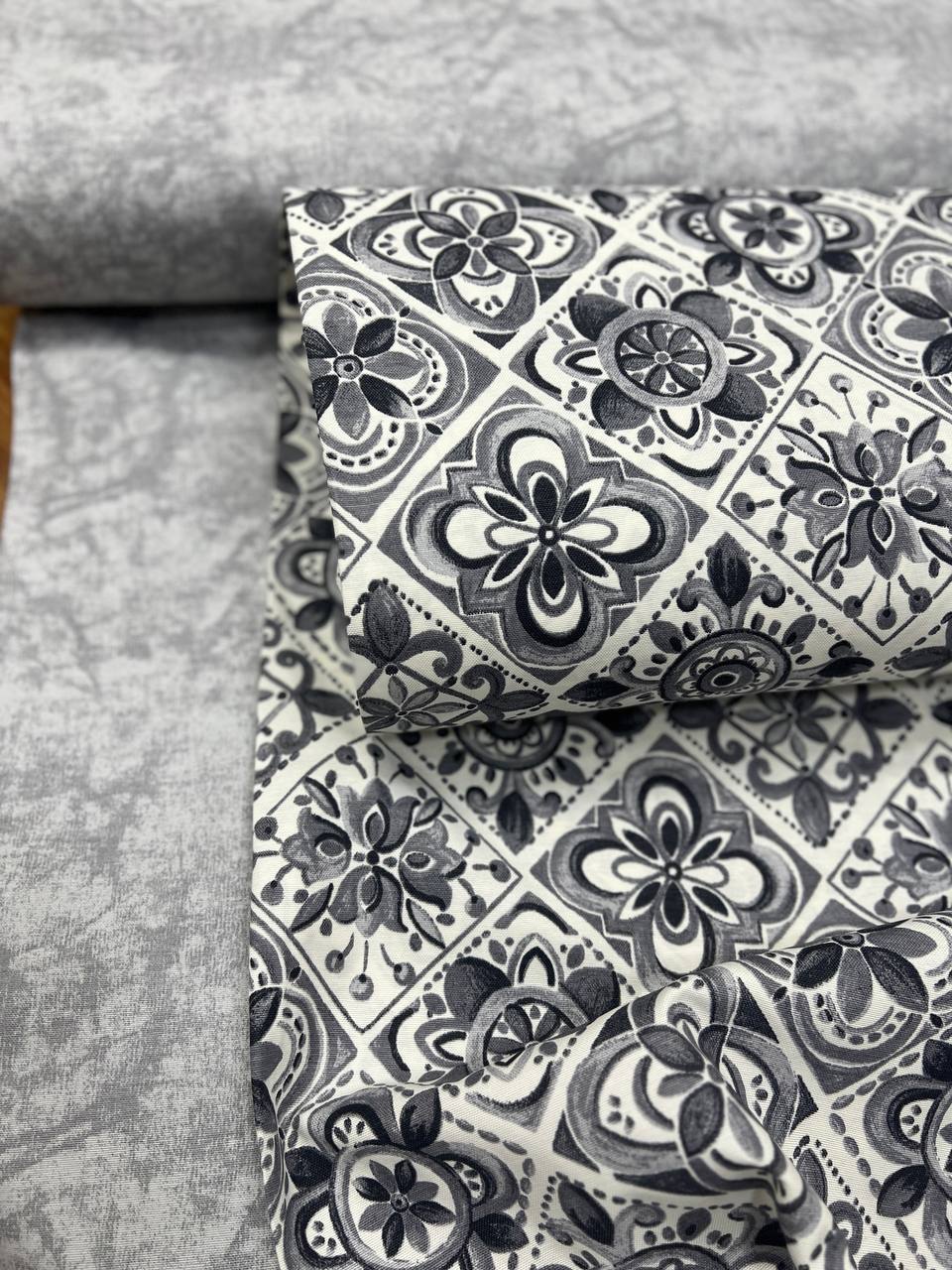 Interior fabric black & white floral print