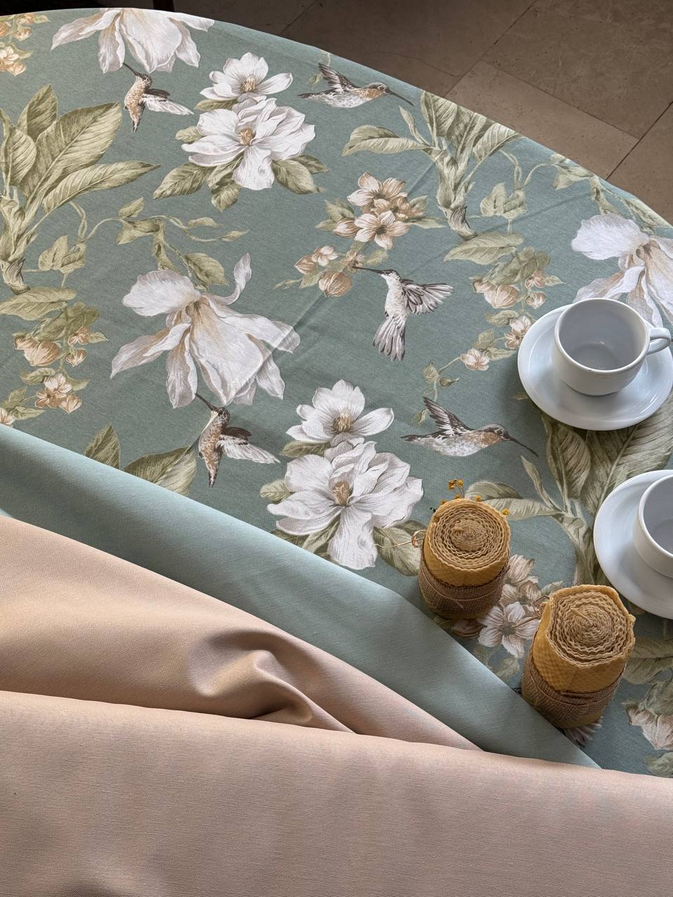 Interior fabric kolibri & magnolias