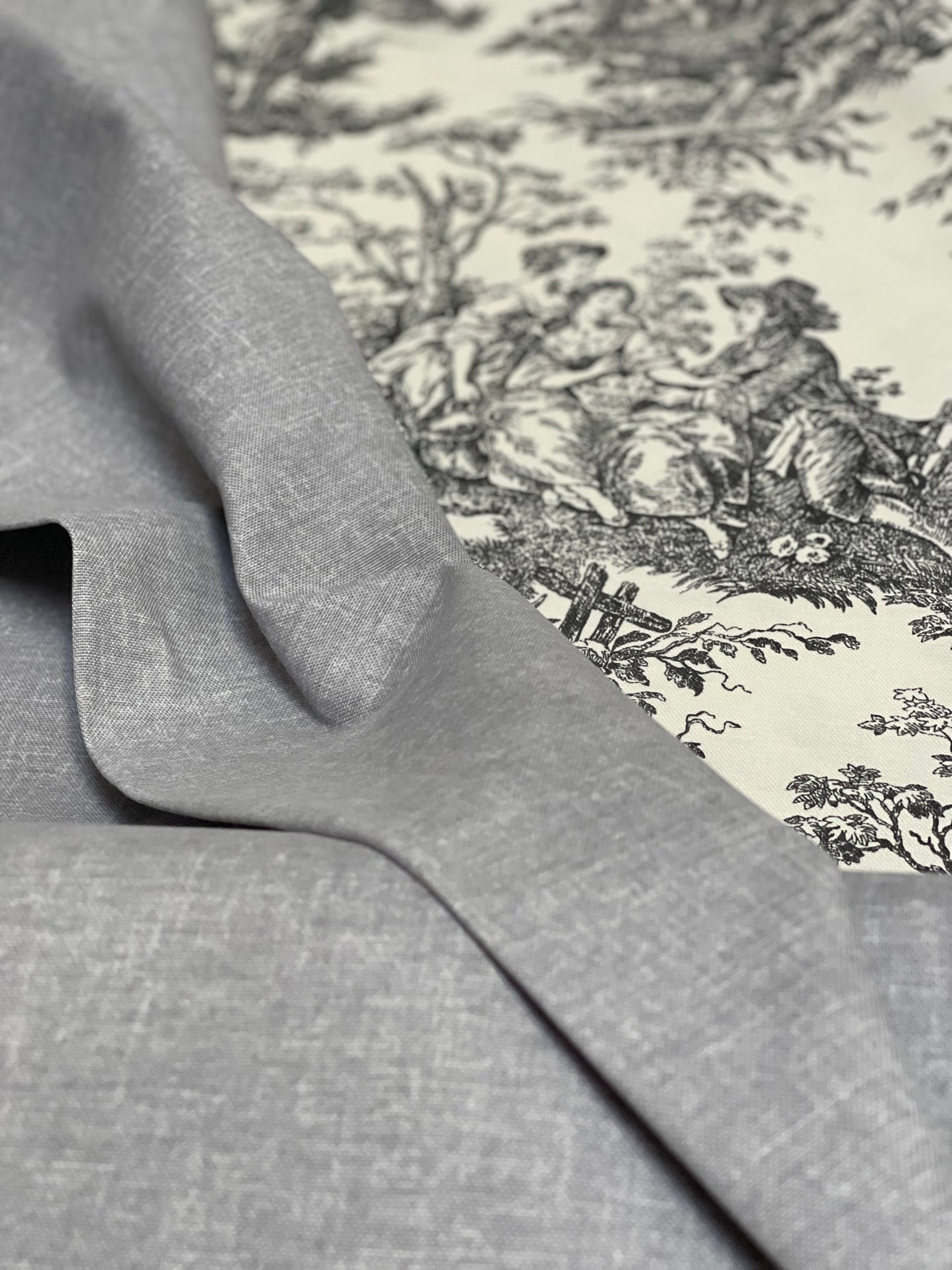 Interior fabric with linen effect