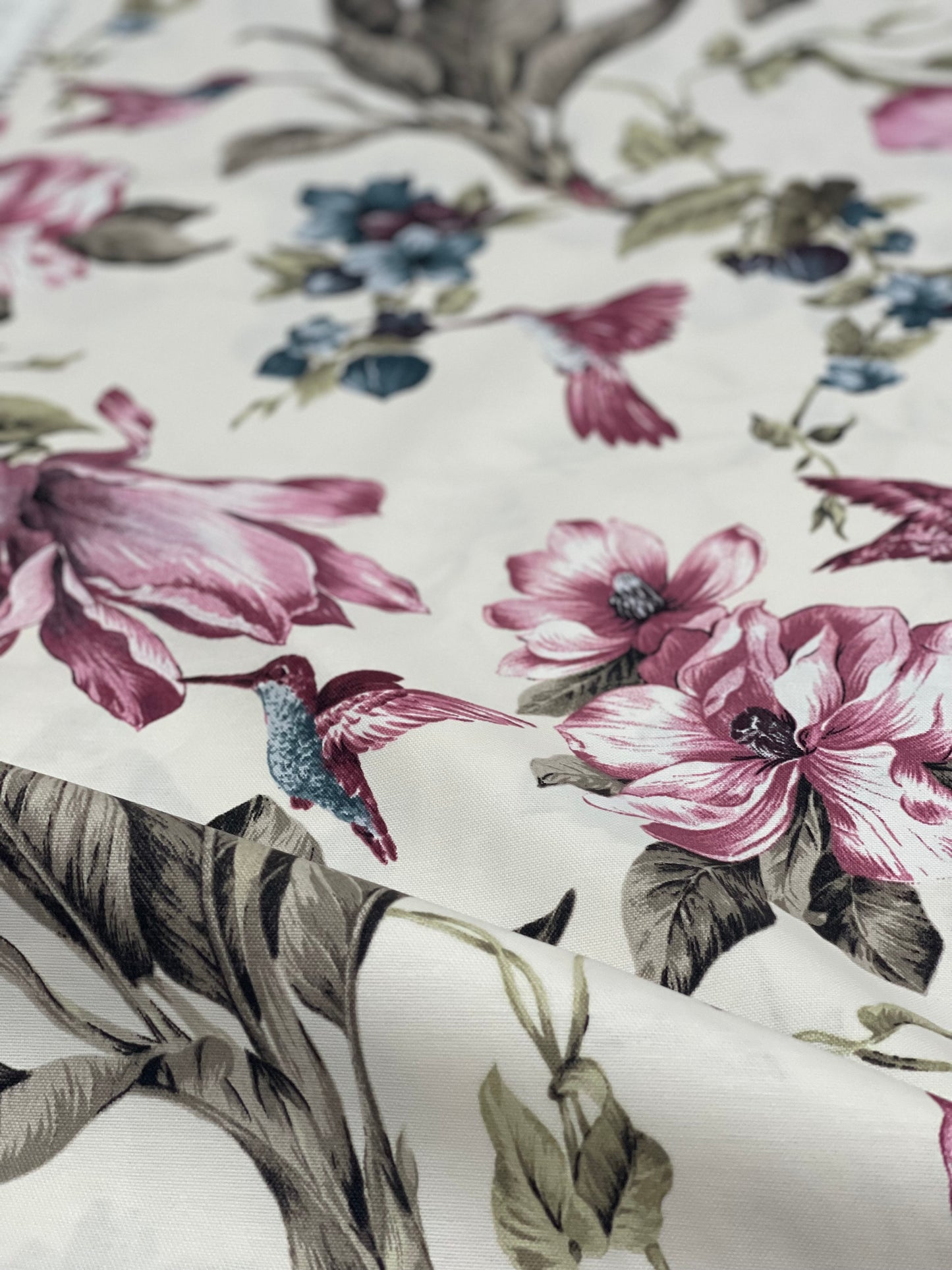 Interior fabric kolibri & magnolias